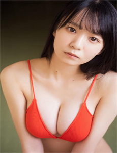 《女士写真-总裁边走楼梯嗯啊吃奶》