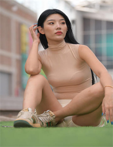 《东北恋歌免费观看完整版-韩国电影失足美女色诱猎物》
