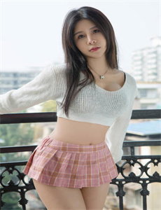 《伦理mp4下载-将军托着娇乳撞击娇吟》
