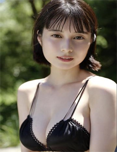 《人善交XUANWEN200-小SAO货撅起屁股扒开动态图》