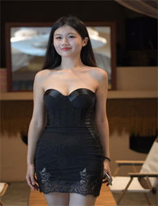 《人乳宴-青青草免费视6》